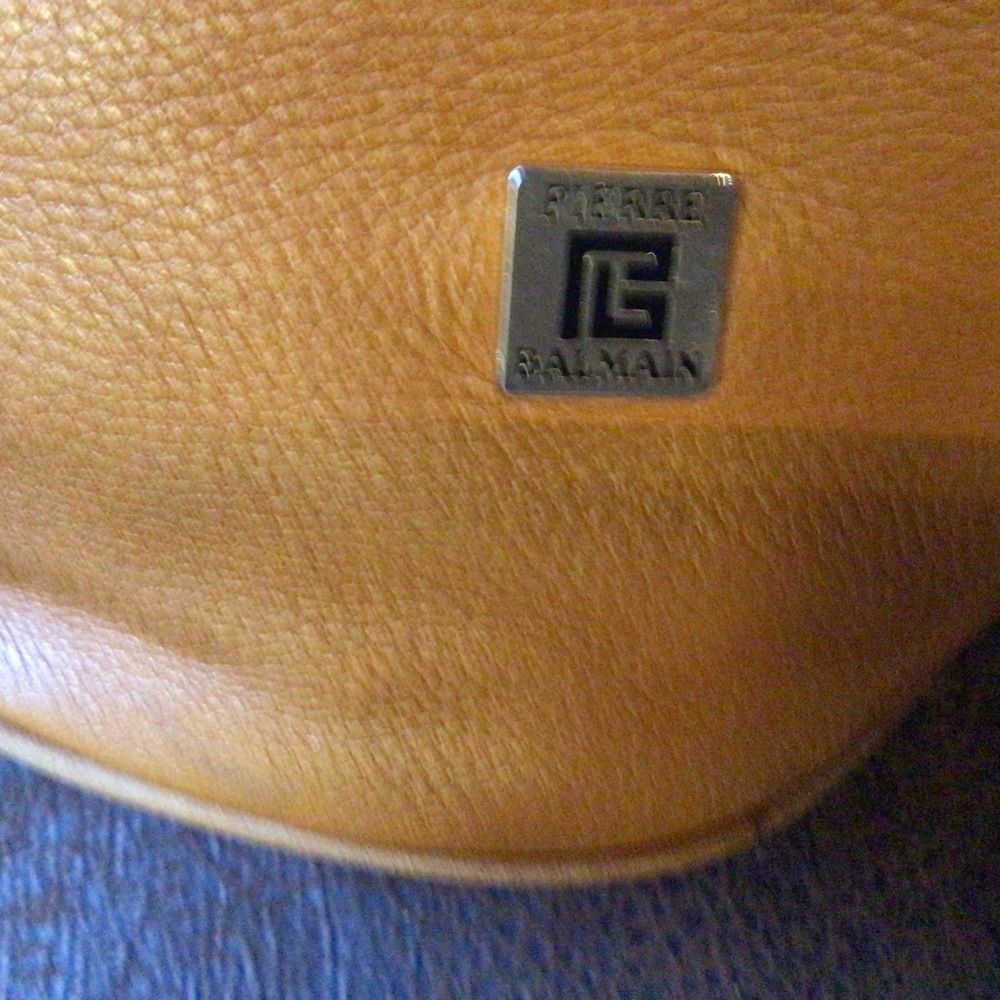 Pierre BALMAIN/ Vintage Pebbled Leather Crossbody Bucket Bag - Picture 4 of 7
